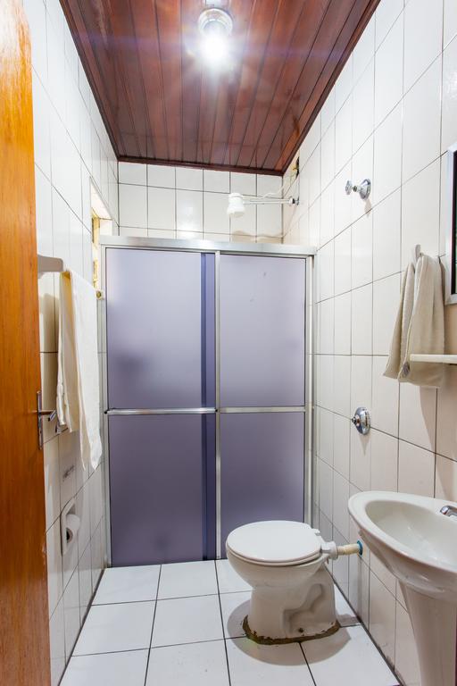 Banheiro do Quarto Triplo Familiar