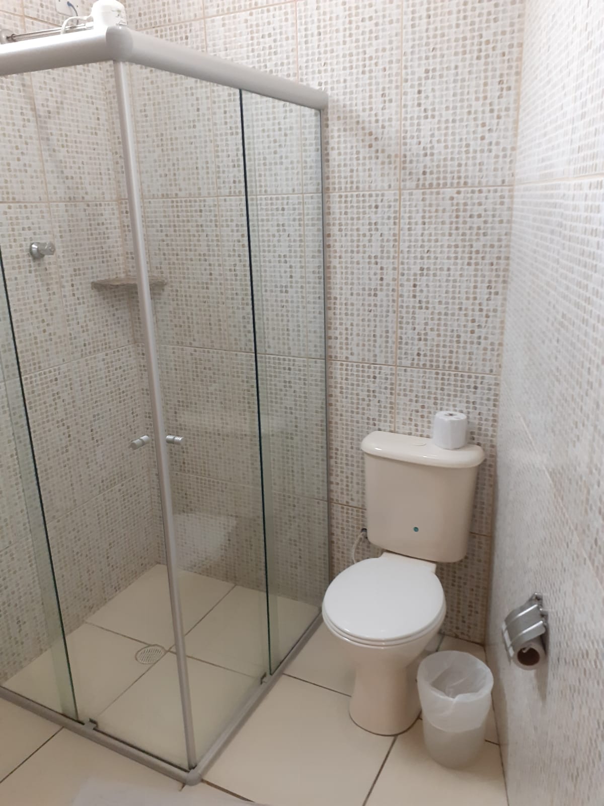 Banheiro do Quarto Duplo